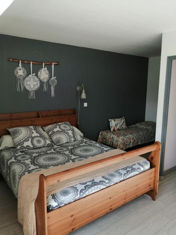 Les Gremilles Bed & Breakfast Bassoncourt Exterior foto