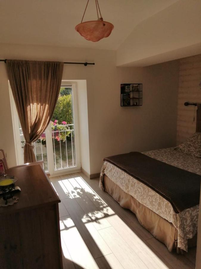 Les Gremilles Bed & Breakfast Bassoncourt Exterior foto